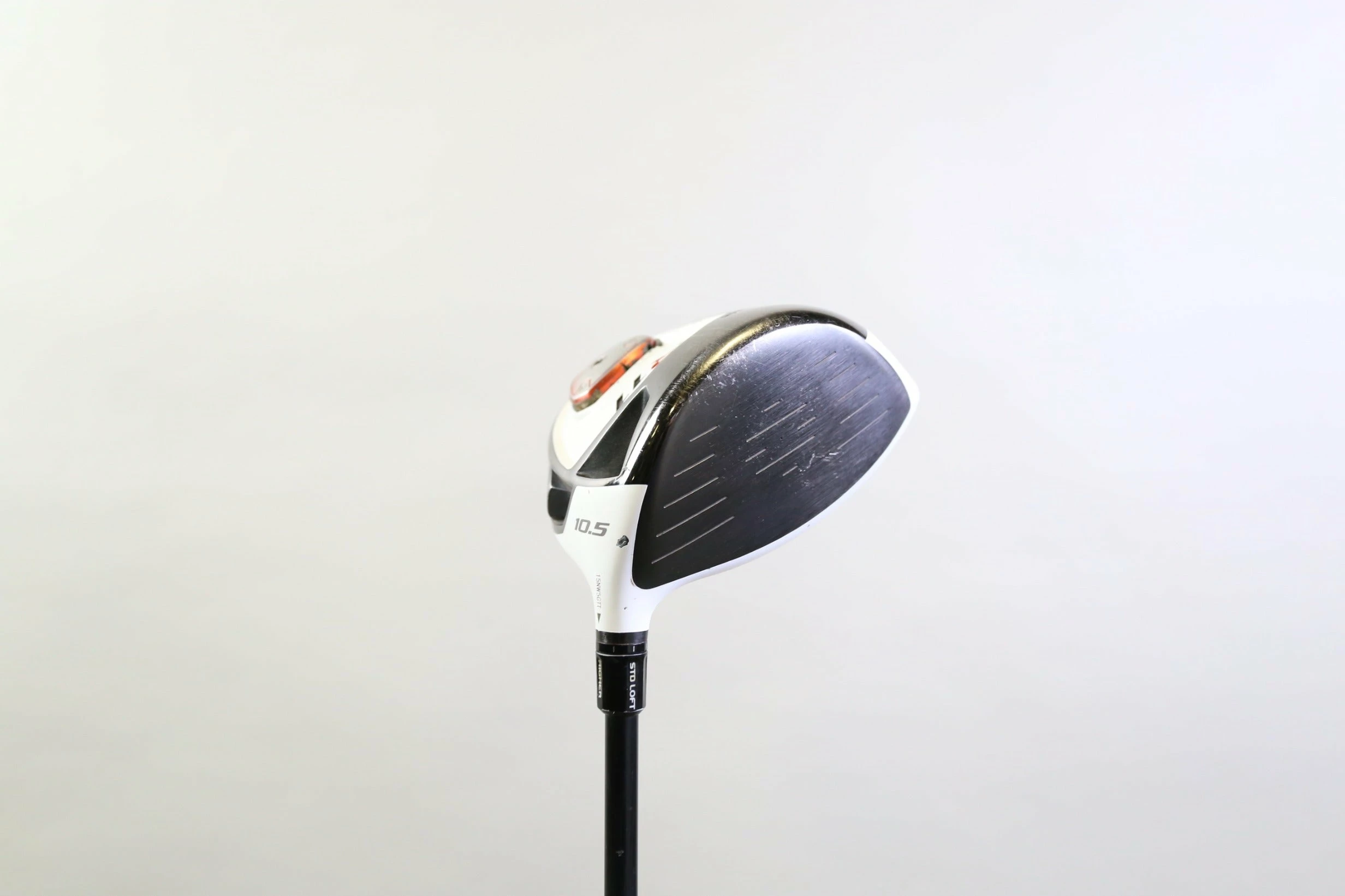 TaylorMade R11 Driver - Right-Handed - 10.5 Degrees - Regular Flex 4 TaylorMade R11 Driver - Right-Handed - 10.5 Degrees - Regular Flex - Image 2