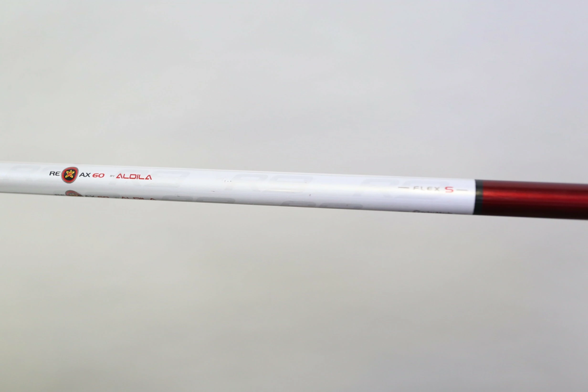 TaylorMade R9 460 Driver - Right-Handed - 10.5 Degrees - Stiff Flex 9 TaylorMade R9 460 Driver - Right-Handed - 10.5 Degrees - Stiff Flex - Image 7