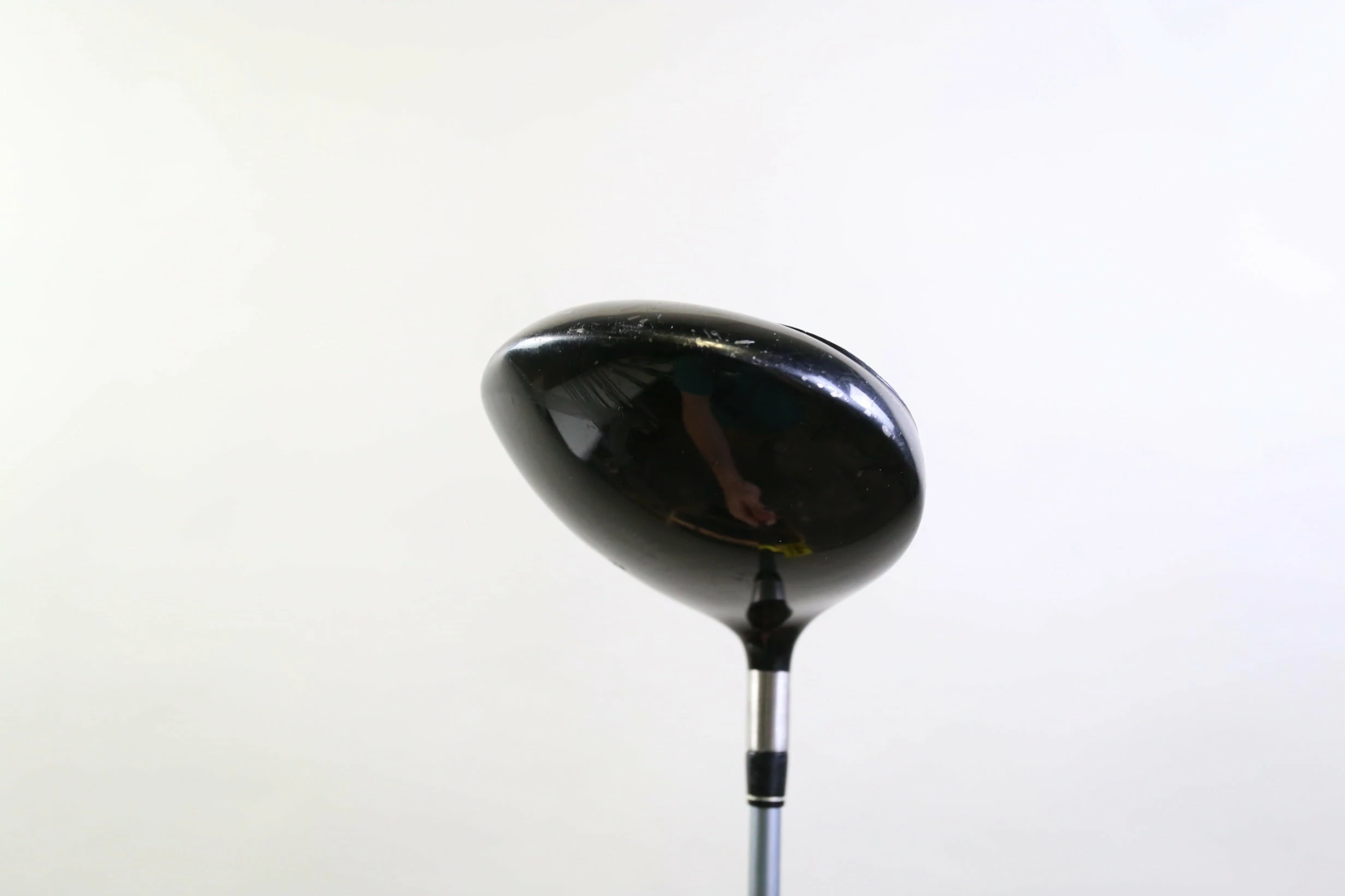 TaylorMade R540 XD Driver - Right-Handed - 10.5 Degrees - Regular Flex 6 TaylorMade R540 XD Driver - Right-Handed - 10.5 Degrees - Regular Flex - Image 4