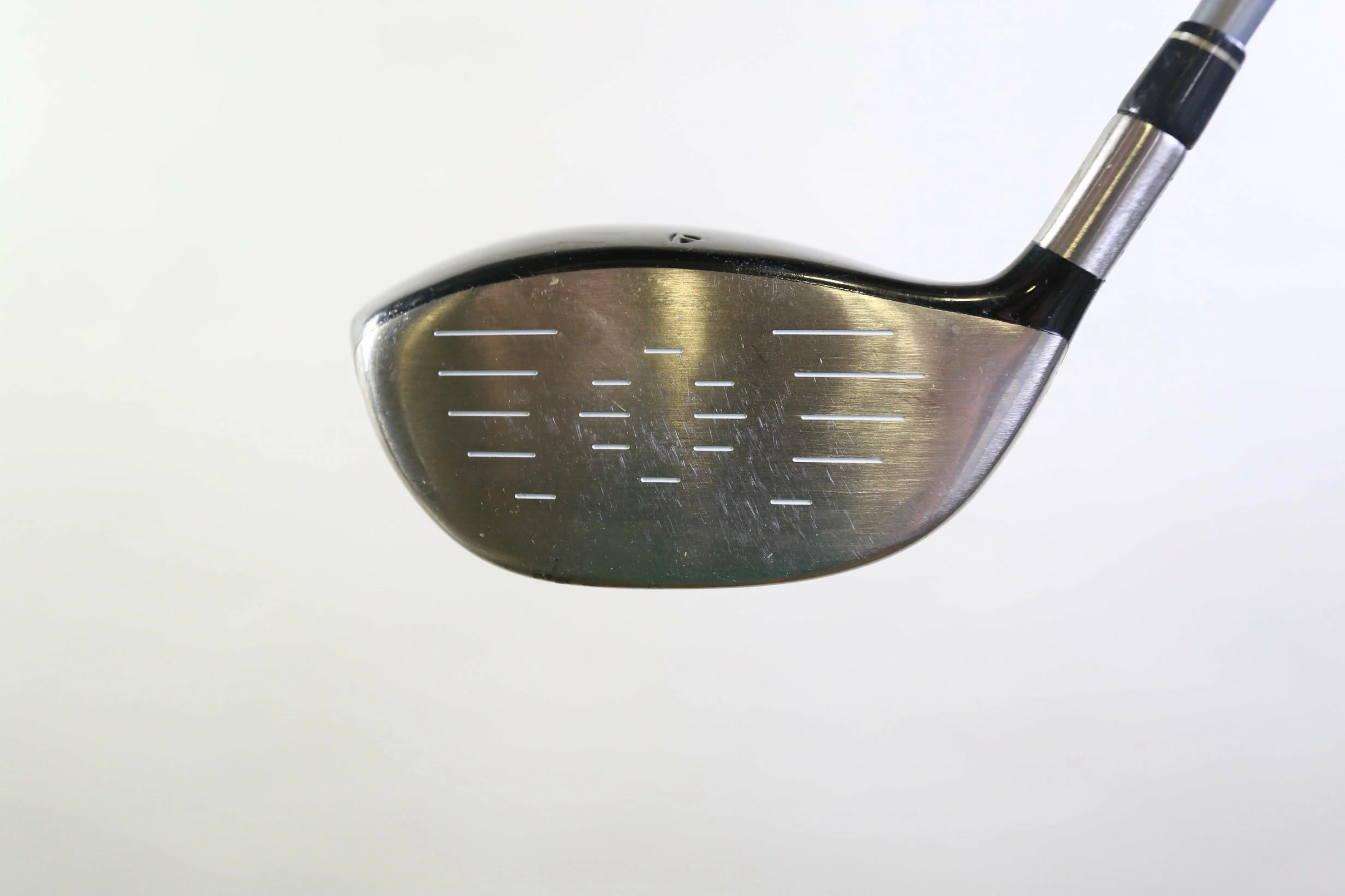 TaylorMade R540 XD Driver - Right-Handed - 10.5 Degrees - Regular Flex 8 TaylorMade R540 XD Driver - Right-Handed - 10.5 Degrees - Regular Flex - Image 6