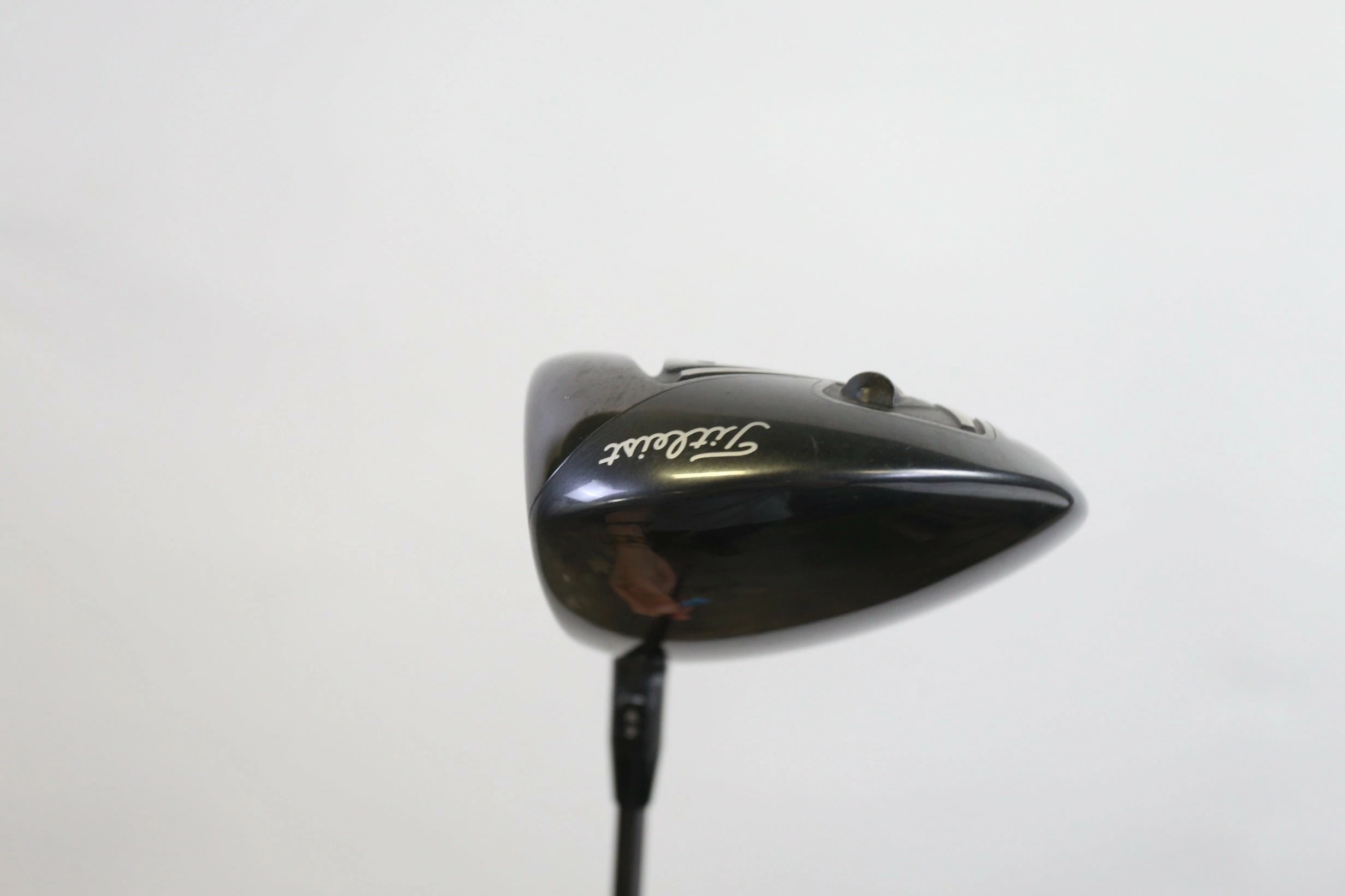 Titleist 917D2 Driver - Right-Handed - 10.5 Degrees - Stiff Flex 6 Titleist 917D2 Driver - Right-Handed - 10.5 Degrees - Stiff Flex - Image 4