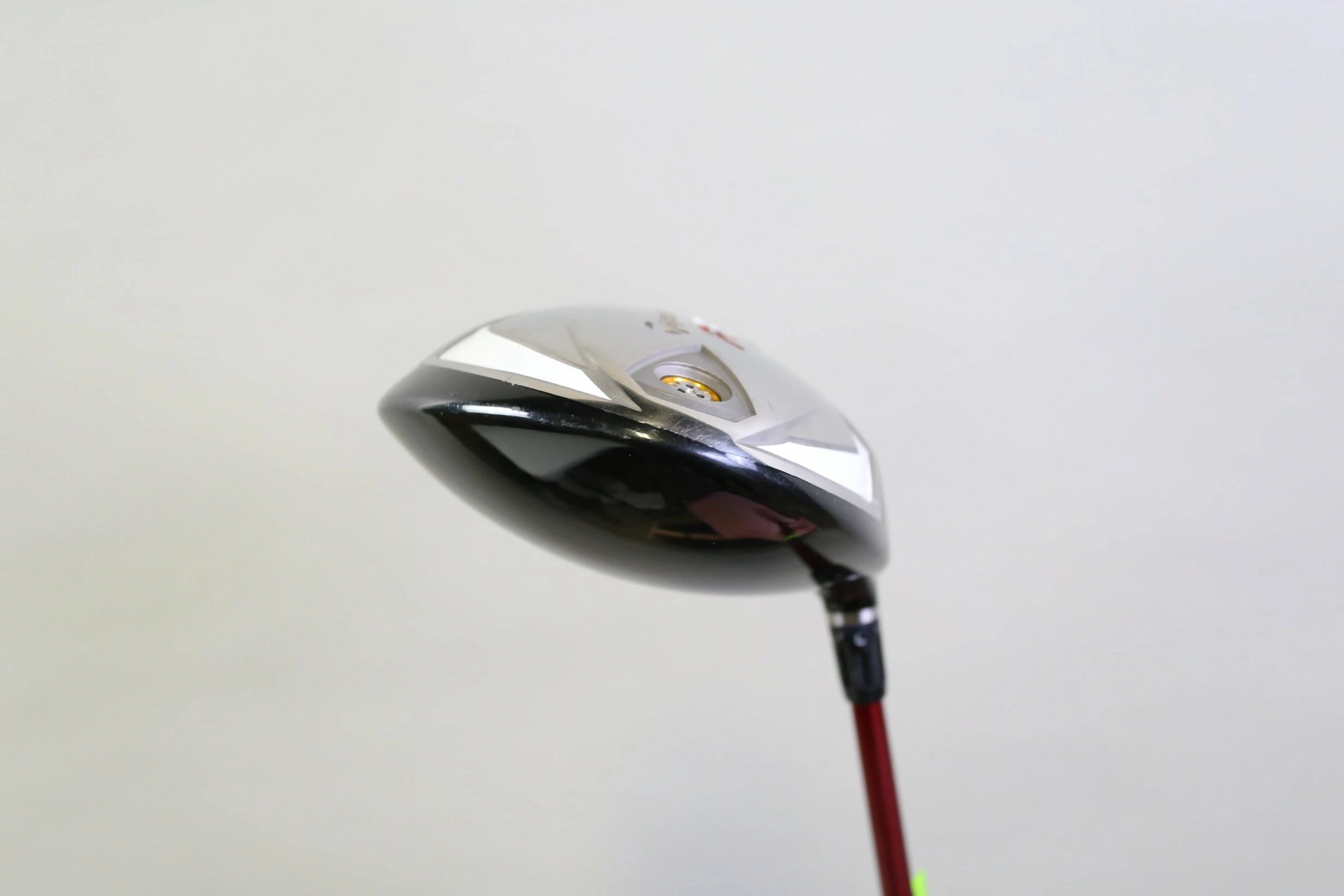 TaylorMade R9 460 Driver - Right-Handed - 10.5 Degrees - Stiff Flex 6 TaylorMade R9 460 Driver - Right-Handed - 10.5 Degrees - Stiff Flex - Image 4