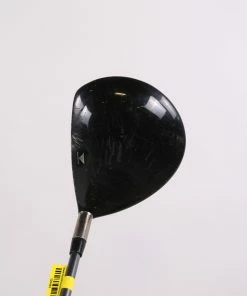 Titleist 907 D2 Driver - Right-Handed - 10.5 Degrees - Regular Flex -Outlet TaylorMade Drivers Store 67654de1 0e0f 5269 8b63 124f843d1398