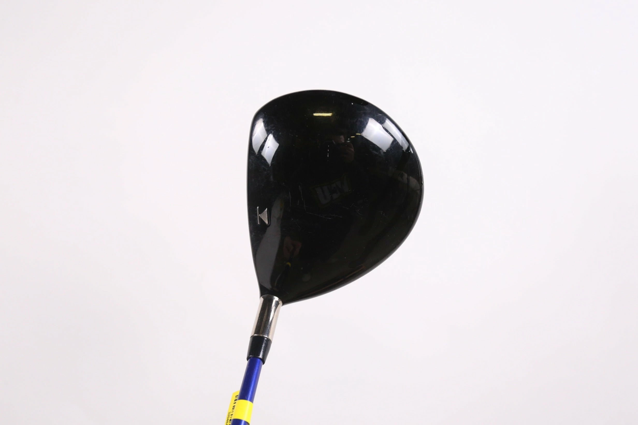 Titleist 907 D2 Driver - Right-Handed - 10.5 Degrees - Stiff Flex 9 Titleist 907 D2 Driver - Right-Handed - 10.5 Degrees - Stiff Flex - Image 7