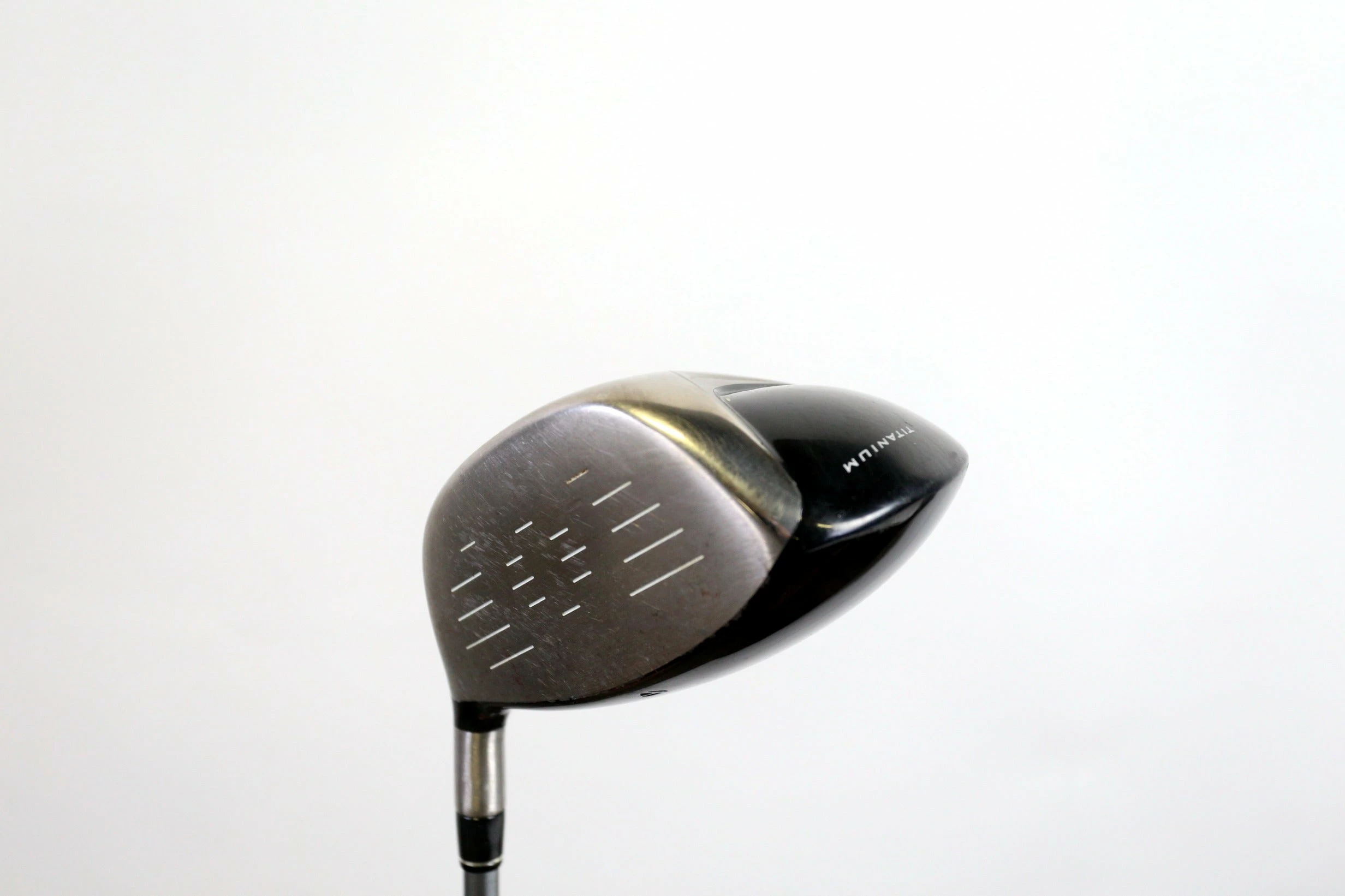TaylorMade R580 XD Driver - Right-Handed - 10.5 Degrees - Regular Flex 7 TaylorMade R580 XD Driver - Right-Handed - 10.5 Degrees - Regular Flex - Image 5