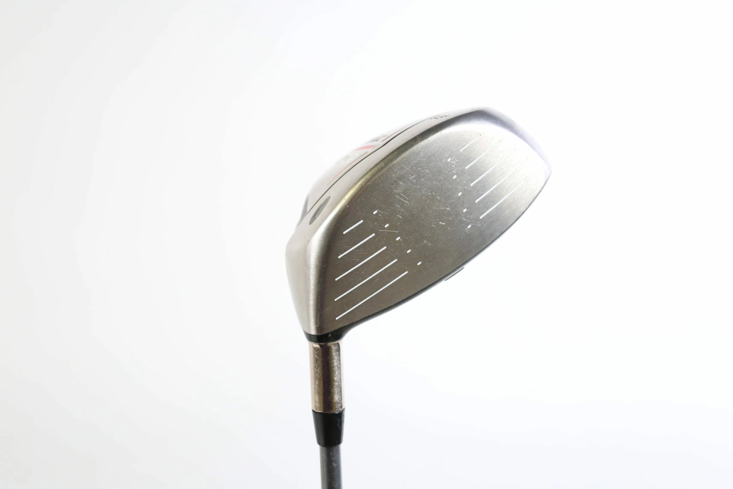 Titleist 907 D2 Driver - Right-Handed - 9.5 Degrees - Regular Flex 4 Titleist 907 D2 Driver - Right-Handed - 9.5 Degrees - Regular Flex - Image 2