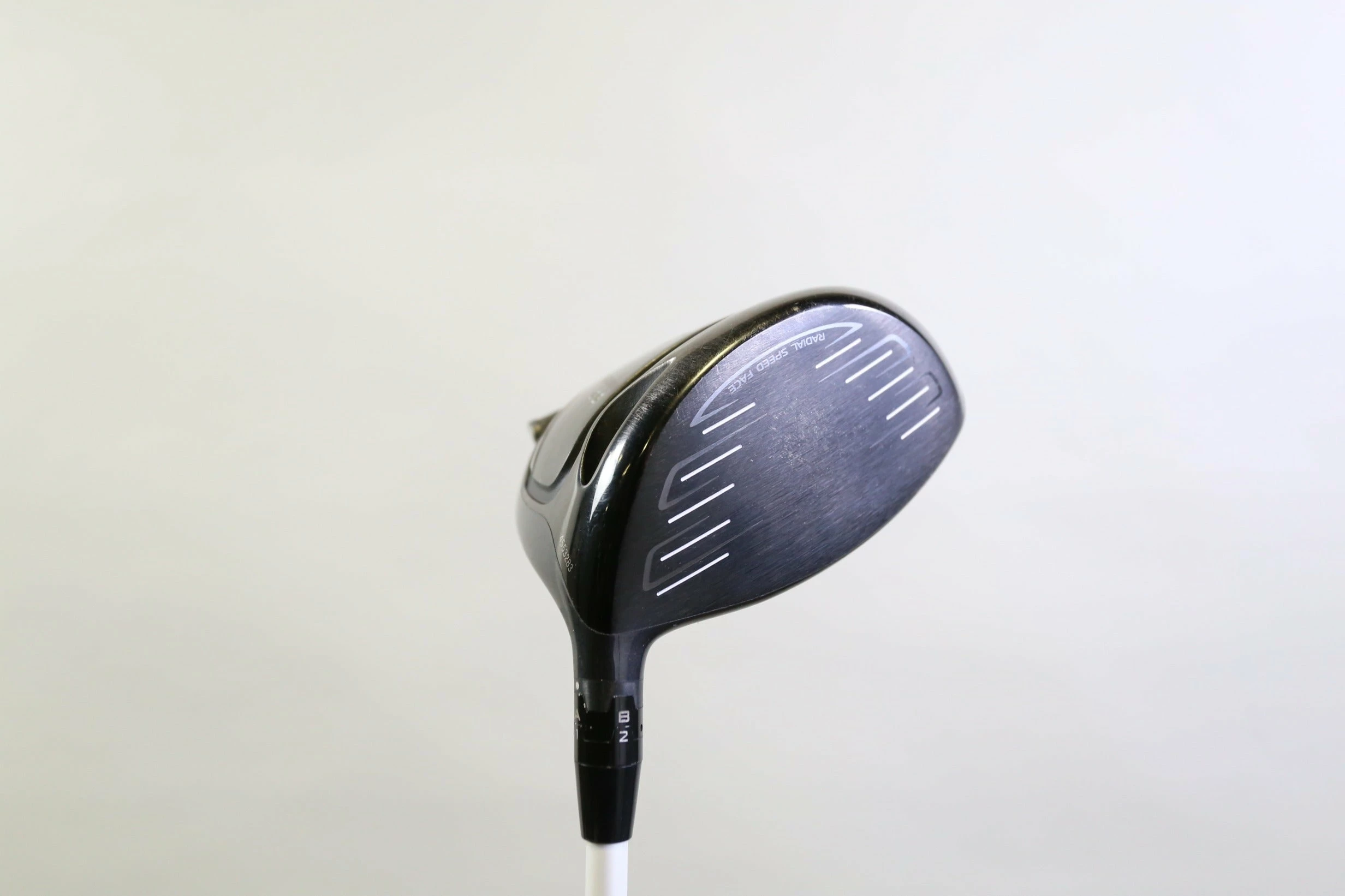 Titleist 917D3 Driver - Right-Handed - 9.5 Degrees - Extra Stiff Flex 4 Titleist 917D3 Driver - Right-Handed - 9.5 Degrees - Extra Stiff Flex - Image 2