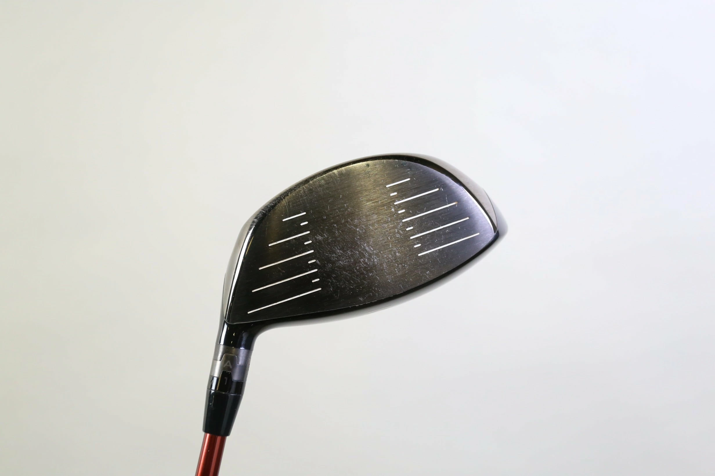 Titleist 910D2 Driver - Right-Handed - 9.5 Degrees - Stiff Flex 5 Titleist 910D2 Driver - Right-Handed - 9.5 Degrees - Stiff Flex - Image 3