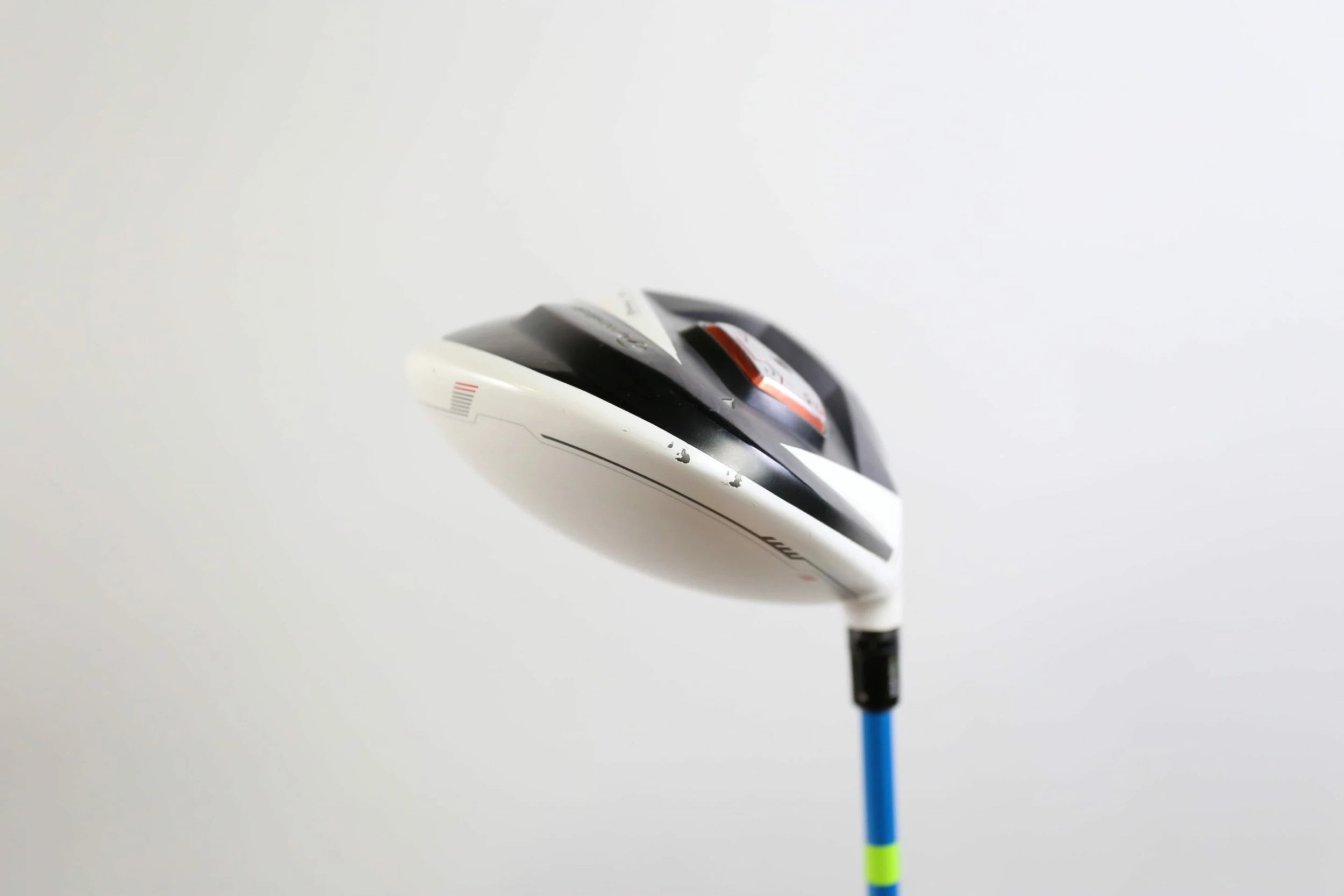 TaylorMade R11-S Driver - Right-Handed - 9 Degrees - Stiff Flex 4 TaylorMade R11-S Driver - Right-Handed - 9 Degrees - Stiff Flex - Image 2