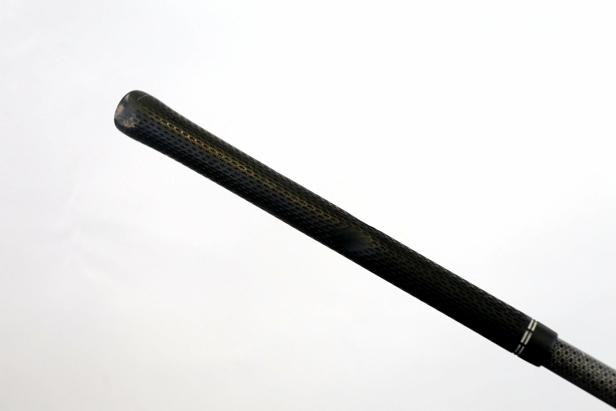 Titleist 917D2 Driver - Right-Handed - 9.5 Degrees - Regular Flex 11 Titleist 917D2 Driver - Right-Handed - 9.5 Degrees - Regular Flex - Image 9