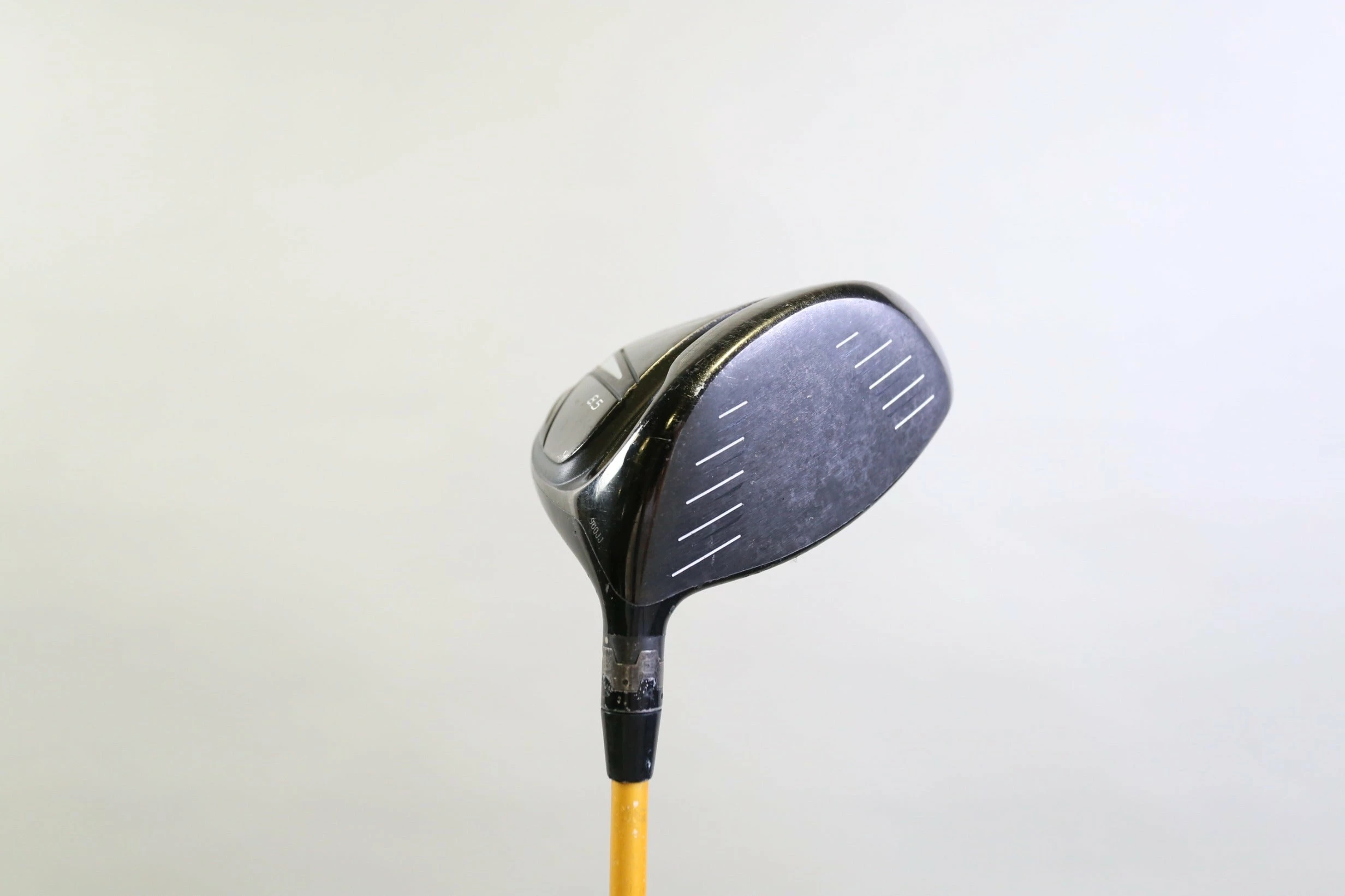 Titleist 915D3 Driver - Right-Handed - 8.5 Degrees - Stiff Flex 4 Titleist 915D3 Driver - Right-Handed - 8.5 Degrees - Stiff Flex - Image 2