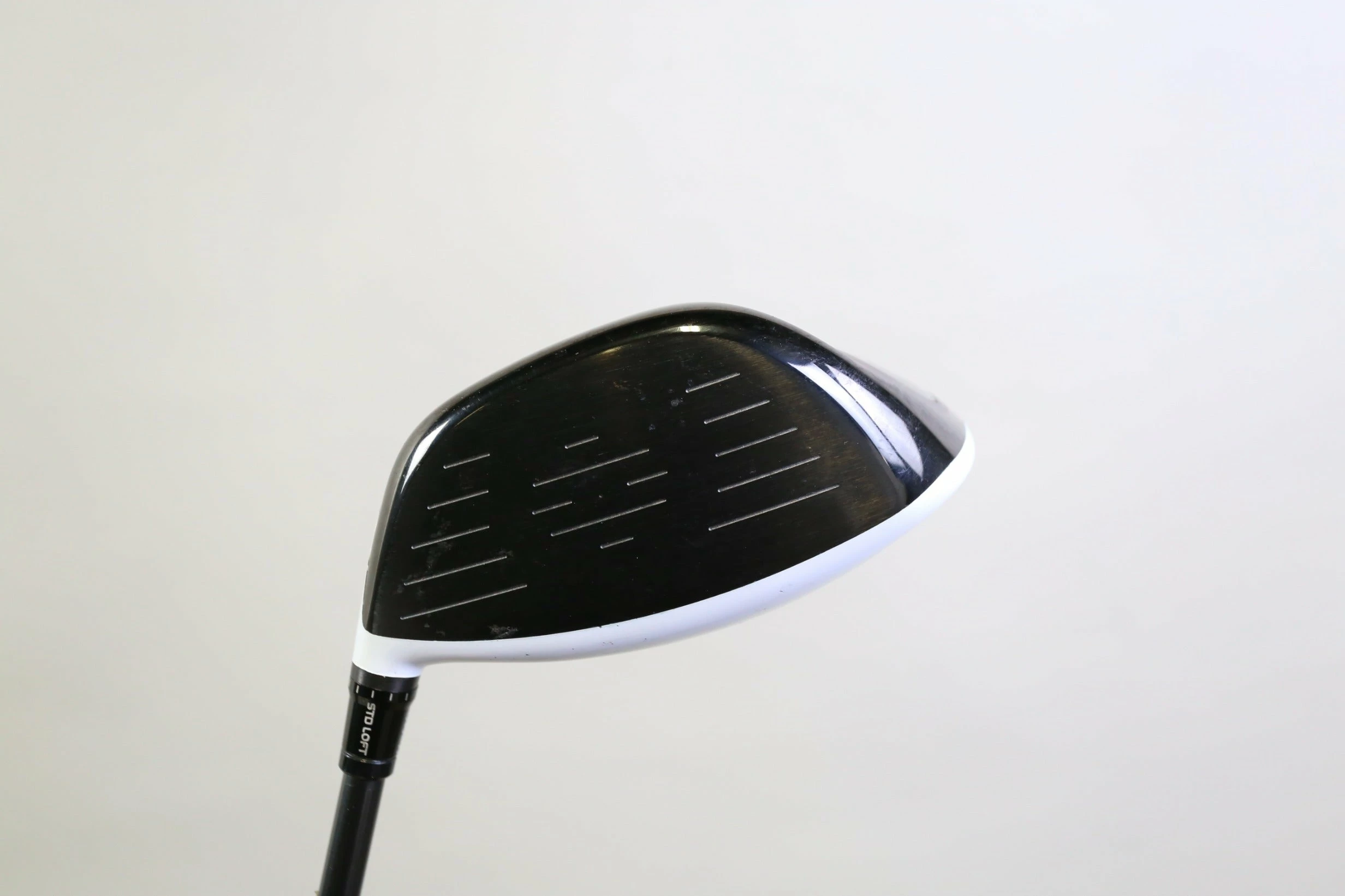 TaylorMade M1 440 2017 Driver - Right-Handed - 9.5 Degrees - Regular Flex 4 TaylorMade M1 440 2017 Driver - Right-Handed - 9.5 Degrees - Regular Flex - Image 2