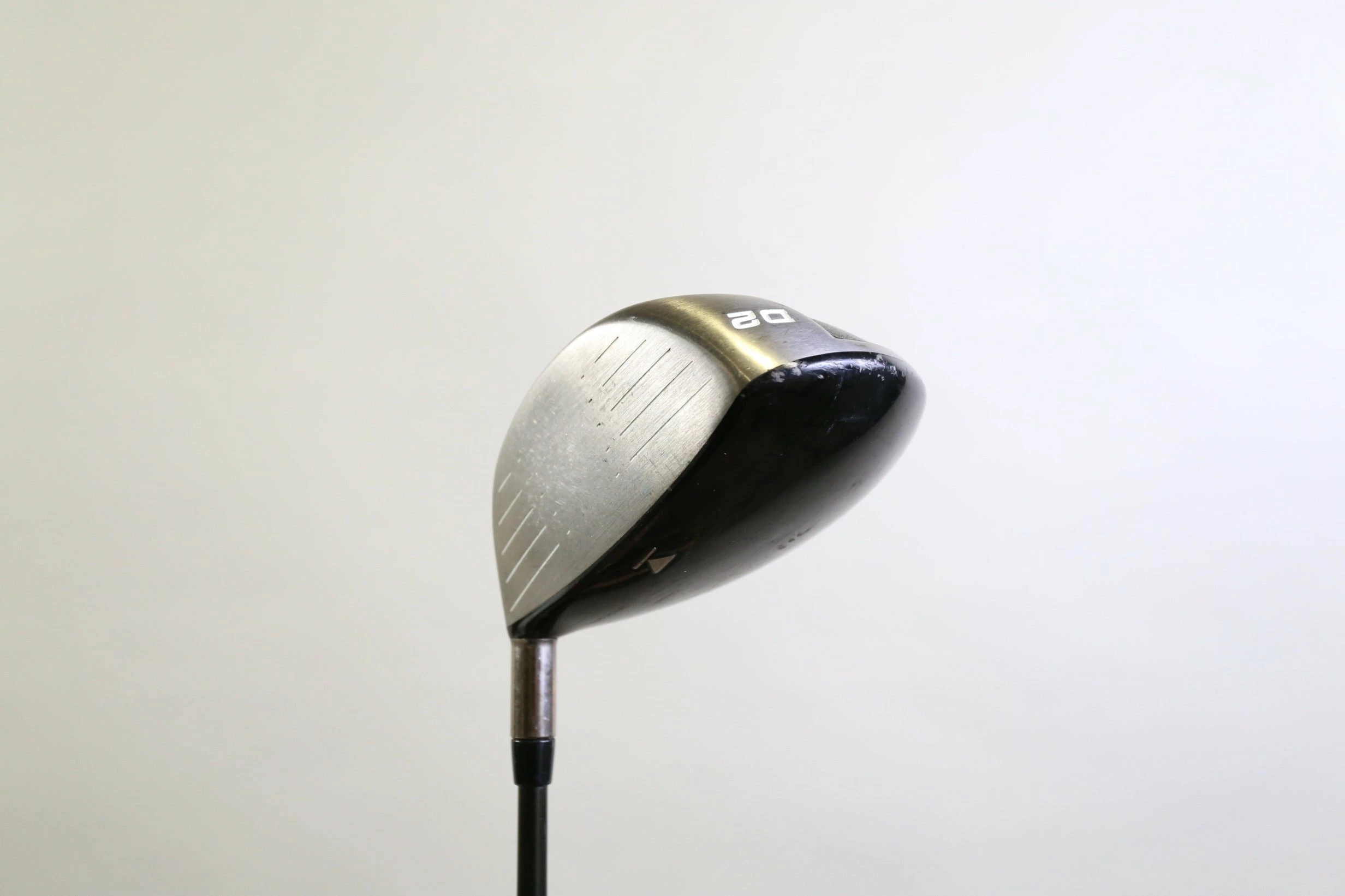 Titleist 907 D2 Driver - Right-Handed - 7.5 Degrees - Stiff Flex 7 Titleist 907 D2 Driver - Right-Handed - 7.5 Degrees - Stiff Flex - Image 5