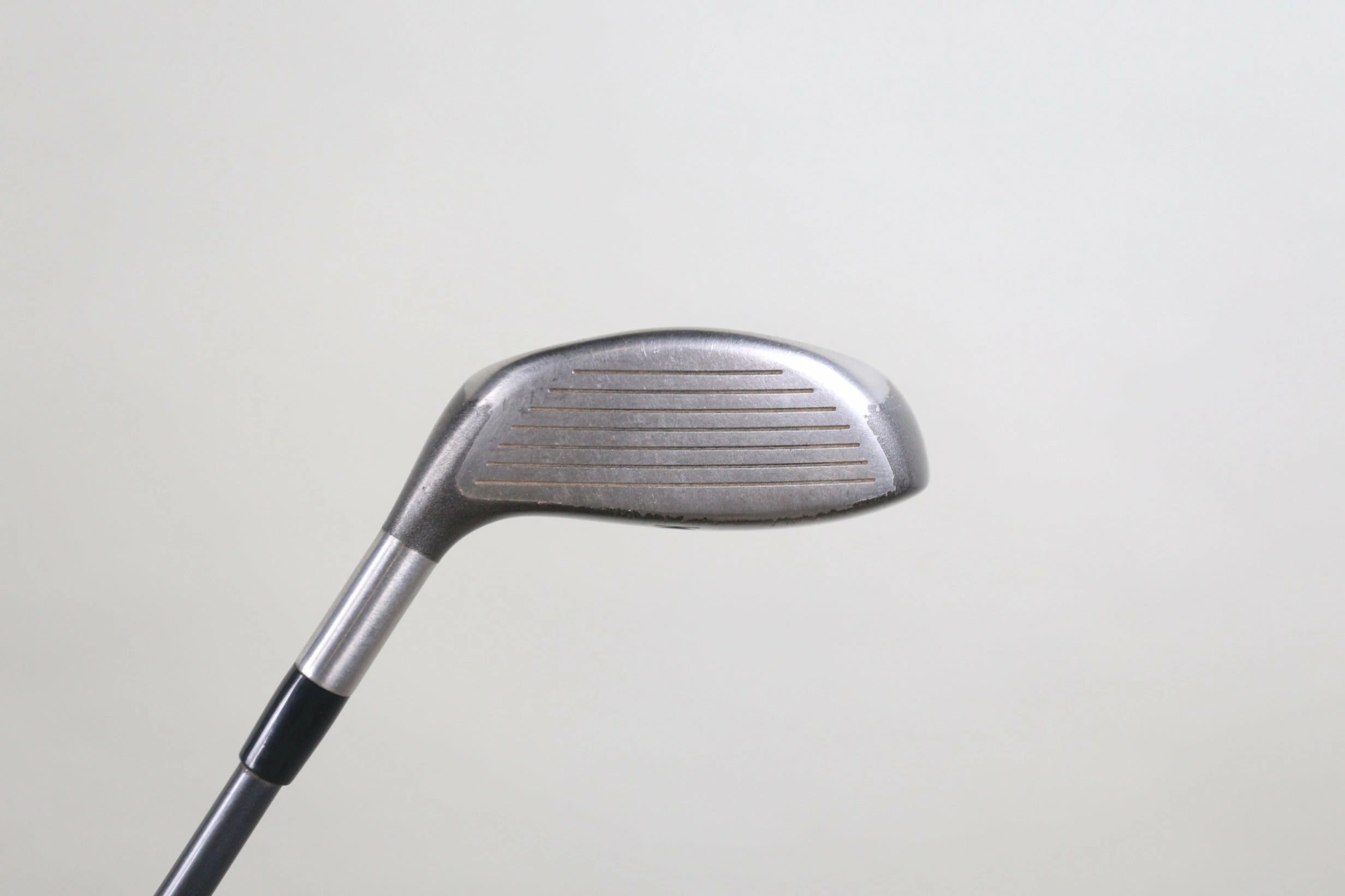 Titleist 975F 3 Wood 14.5* RH 43 In Graphite Shaft Stiff Flex 6 Titleist 975F 3 Wood 14.5* RH 43 In Graphite Shaft Stiff Flex - Image 4