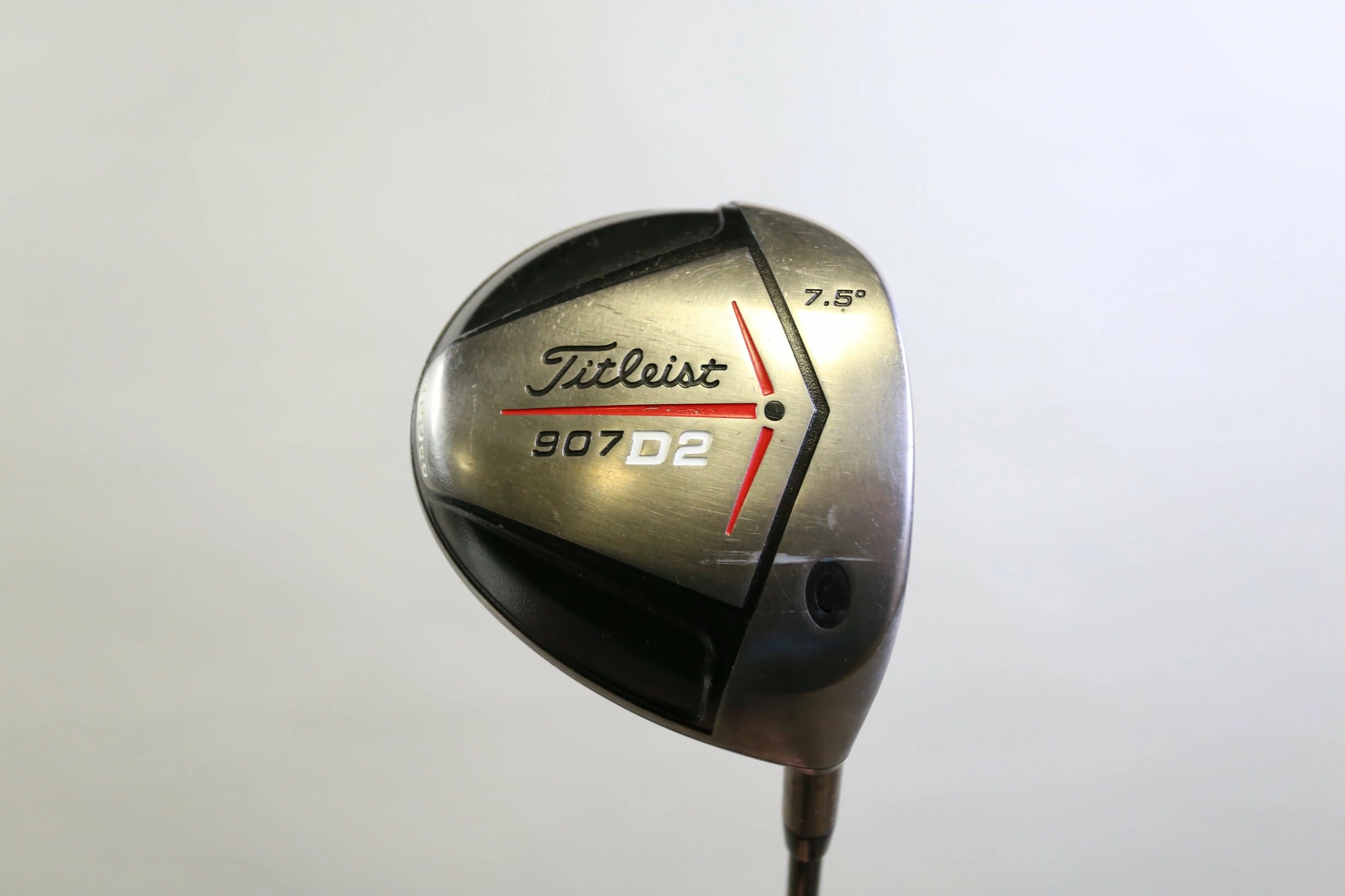 Titleist 907 D2 Driver - Right-Handed - 7.5 Degrees - Stiff Flex 3 Titleist 907 D2 Driver - Right-Handed - 7.5 Degrees - Stiff Flex