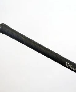 Titleist 907 D1 Driver - Right-Handed - 9.5 Degrees - Stiff Flex -Outlet TaylorMade Drivers Store e1bab2bd 8986 53a1 b6b9 3850c3df7438