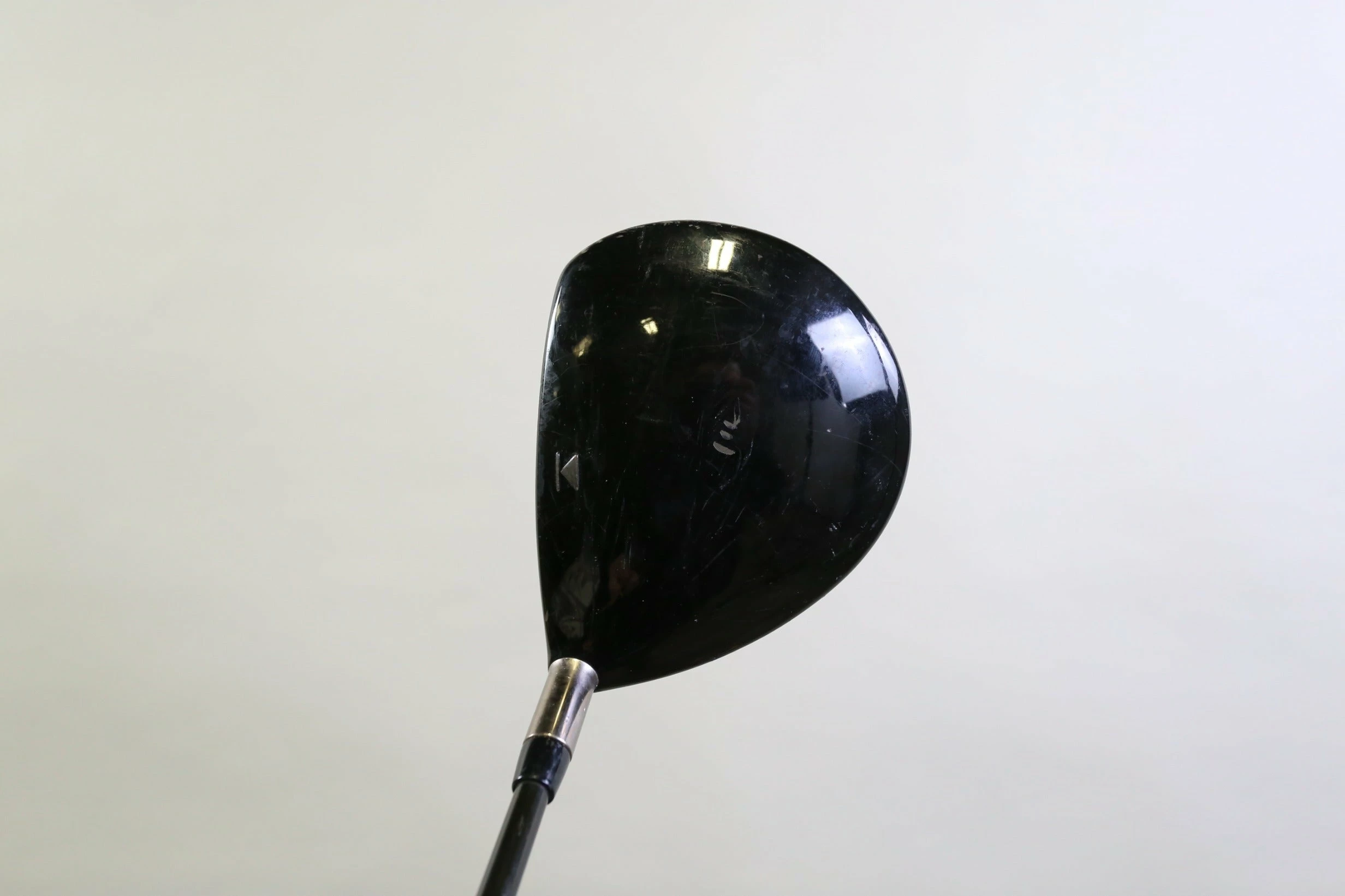 Titleist 907 D2 Driver - Right-Handed - 7.5 Degrees - Stiff Flex 9 Titleist 907 D2 Driver - Right-Handed - 7.5 Degrees - Stiff Flex - Image 7