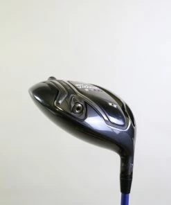 Titleist 917D3 Driver - Right-Handed - 8.5 Degrees - Regular Flex -Outlet TaylorMade Drivers Store f9fe263f 33a1 5363 adc9 ef40a430b5fa